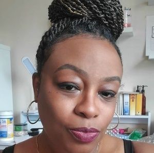 Meet your Posher, Tamisha